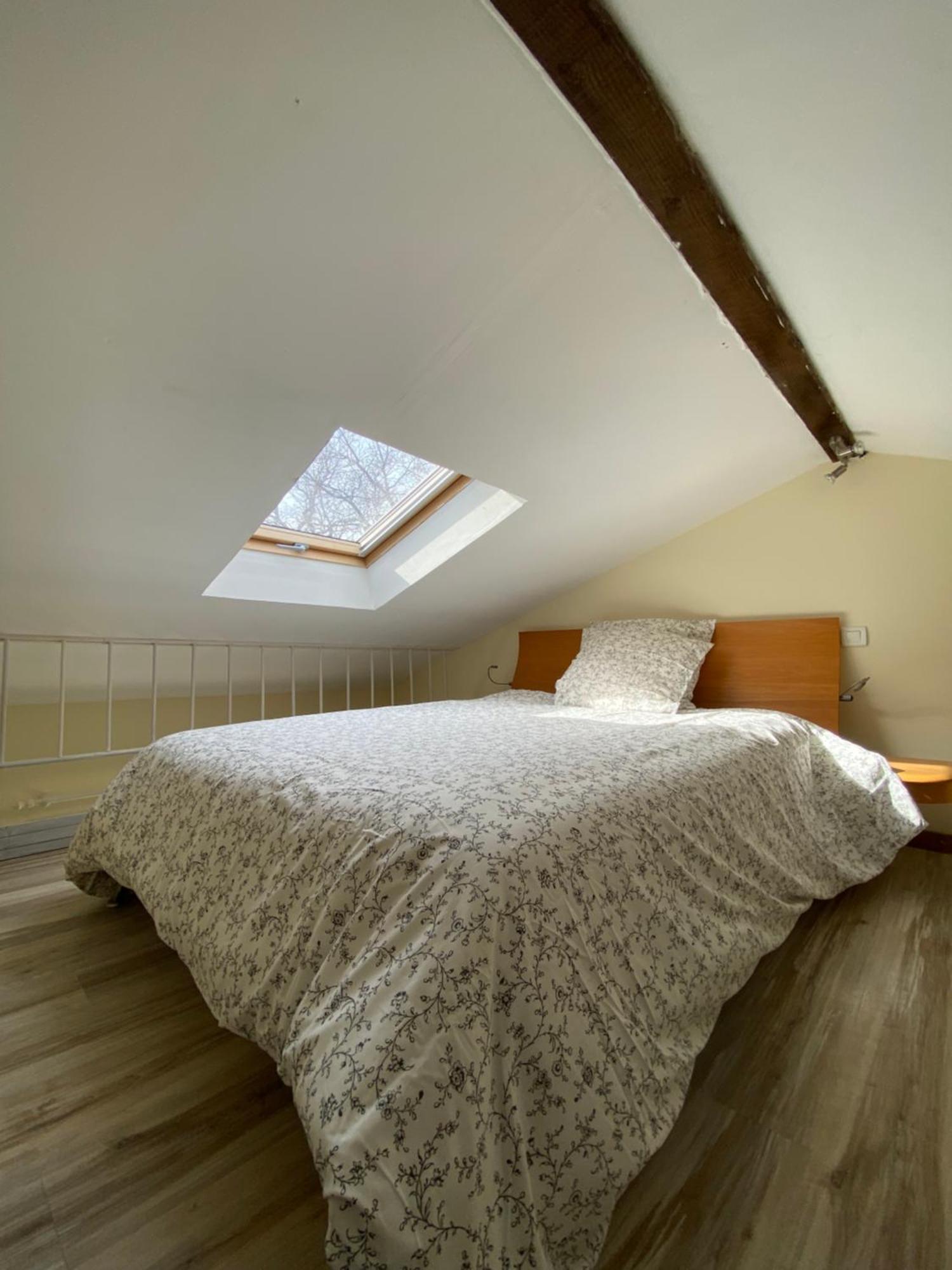 Grand Appartamento Salles-sous-Bois